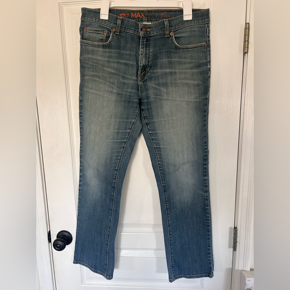 Urban Pipeline Classic Denim Straight-Leg Jeans